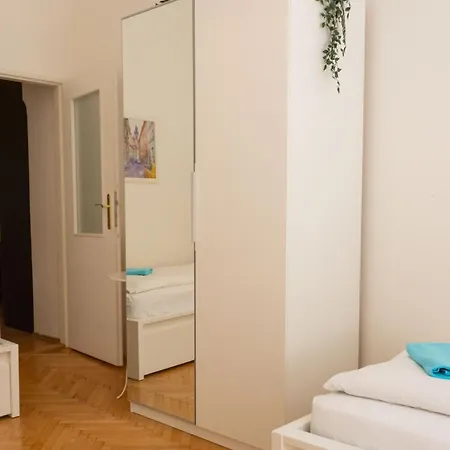 דירה Apartments 5 Minutes Walk From Old Town - 102 M2 W Balcony, View, Shower Plus Bath *