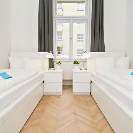 With 2 Bathrooms- 5 Minutes From Old Town - 102 M2 Апартаменты