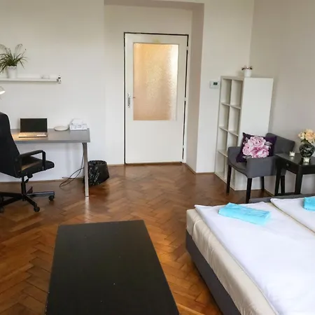 Apartment With 2 Bathrooms- 5 Minutes From Old Town - 102 M2