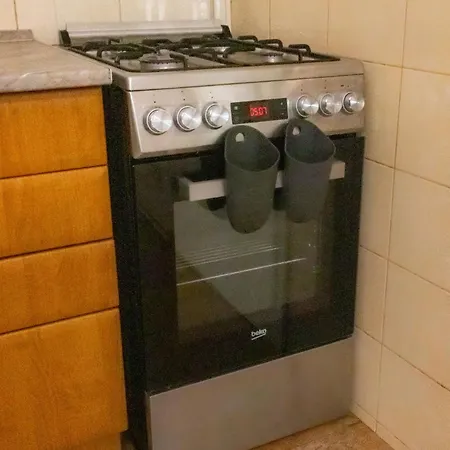 With 2 Bathrooms- 5 Minutes From Old Town - 102 M2 Apartment Prague
