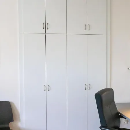 With 2 Bathrooms- 5 Minutes From Old Town - 102 M2 Apartment Prague
